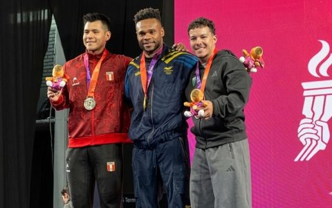 David Bardalez plata