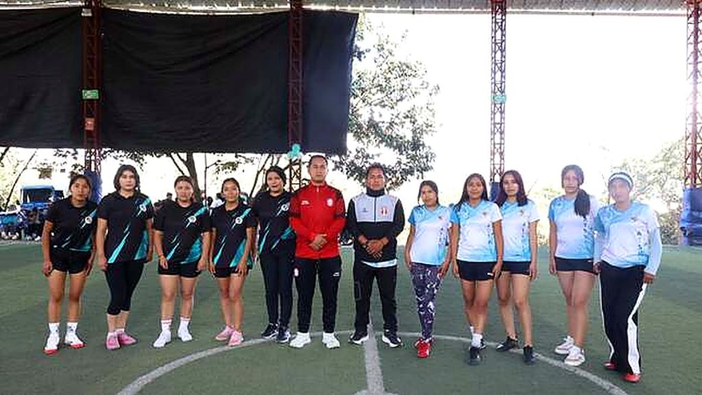 Estudiantes turismo sostenible
